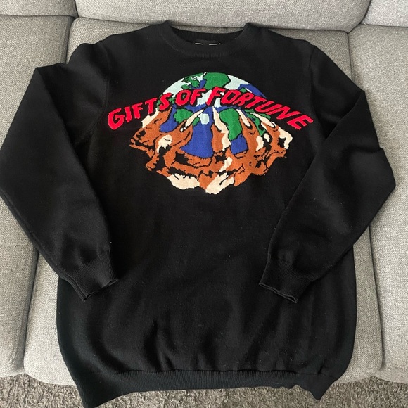 Gifts of Fortune sweater - Picture 2 of 3